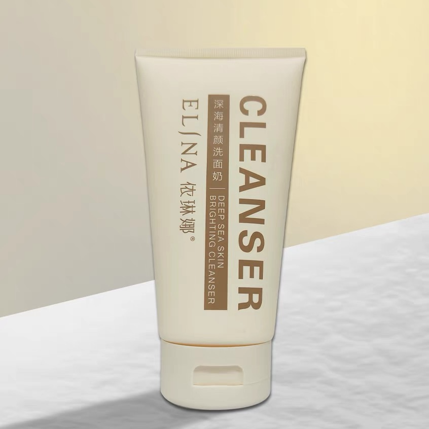 依琳娜（新款）深海泥亮肤洗面奶130g