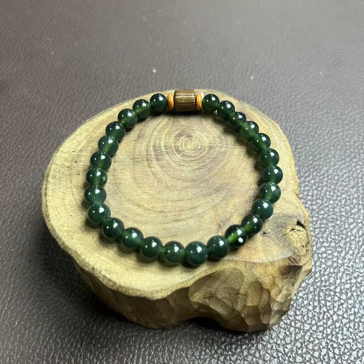 天然岫玉时尚百搭款 501卡（6.5-7mm）手串 多样性发货其中之一