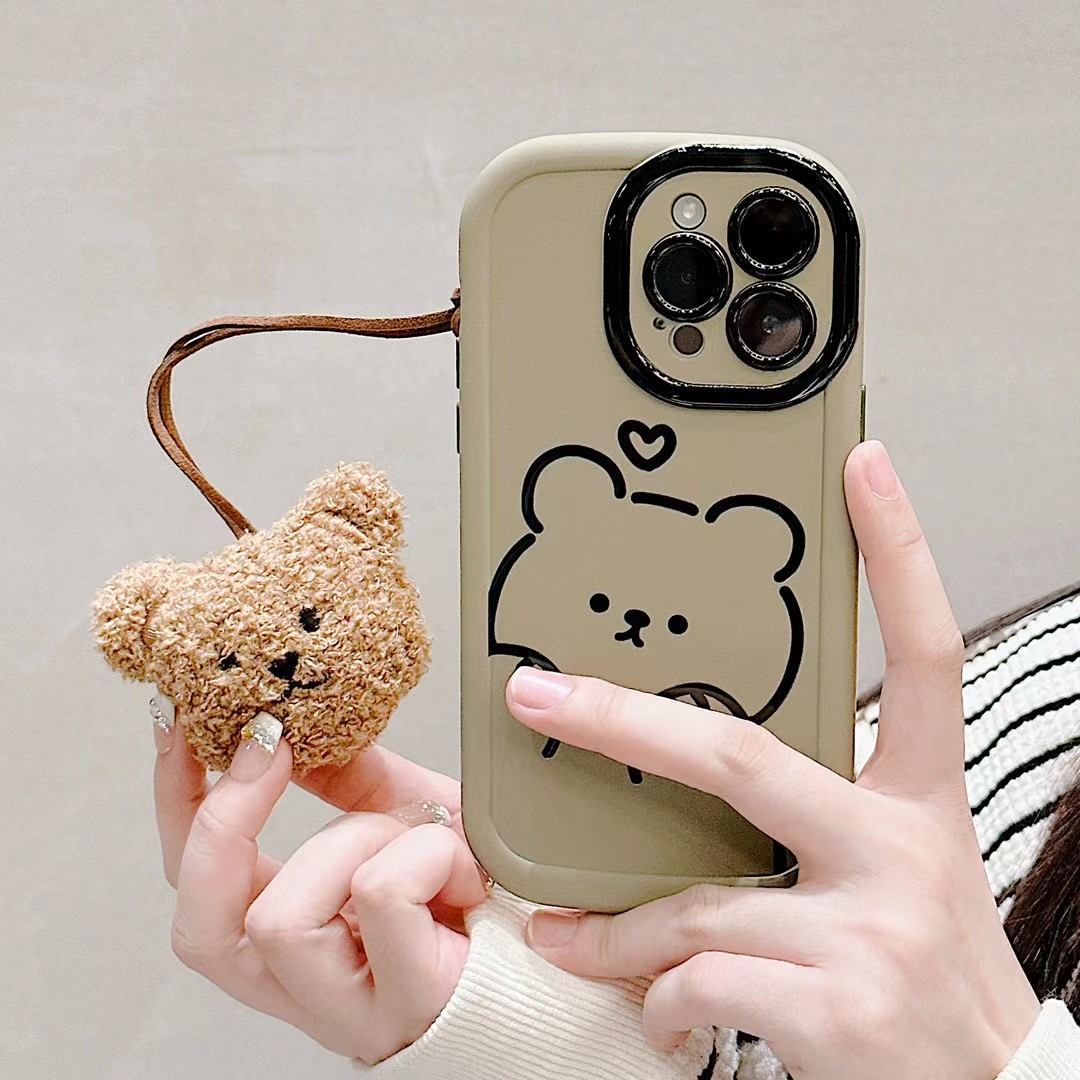 【苹果/华为】iPhone15/mate60防摔亲肤奶油边爱心小熊挂件女手机壳