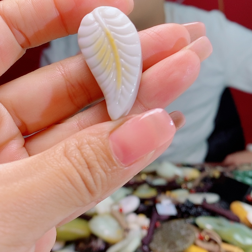 【闪购商品】和田玉（糖玉）颈饰未镶嵌