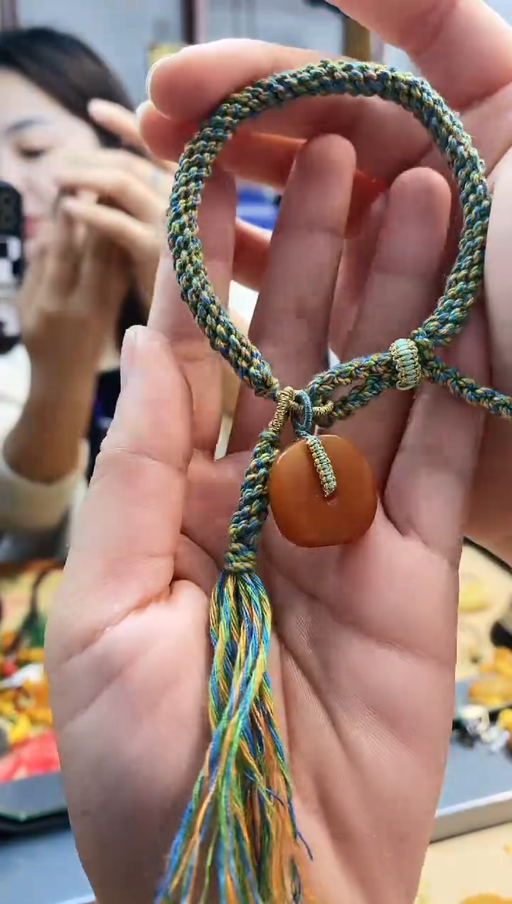 【闪购商品】琥珀裸石未镶嵌1