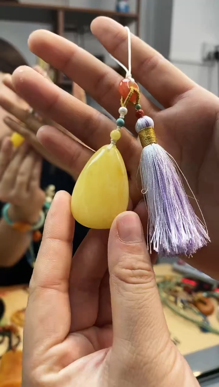 【闪购商品】琥珀裸石未镶嵌1