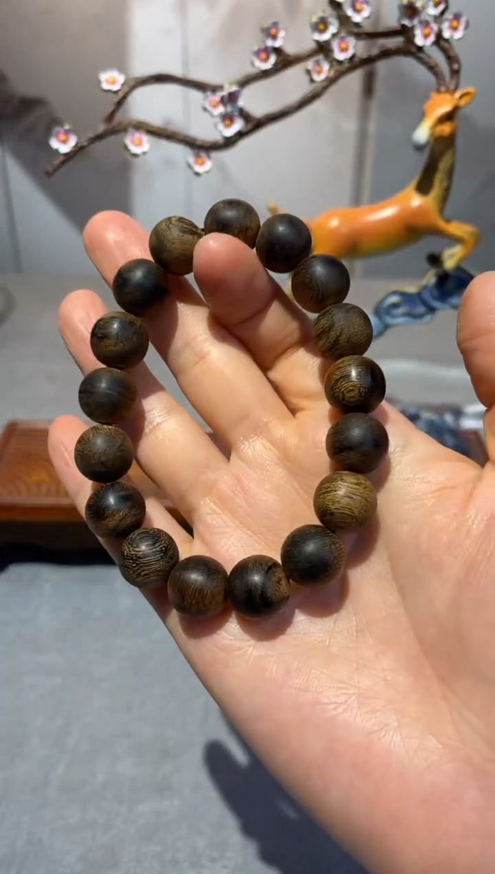 【闪购商品】沉香手串富森红土沉水单圈Q12310210