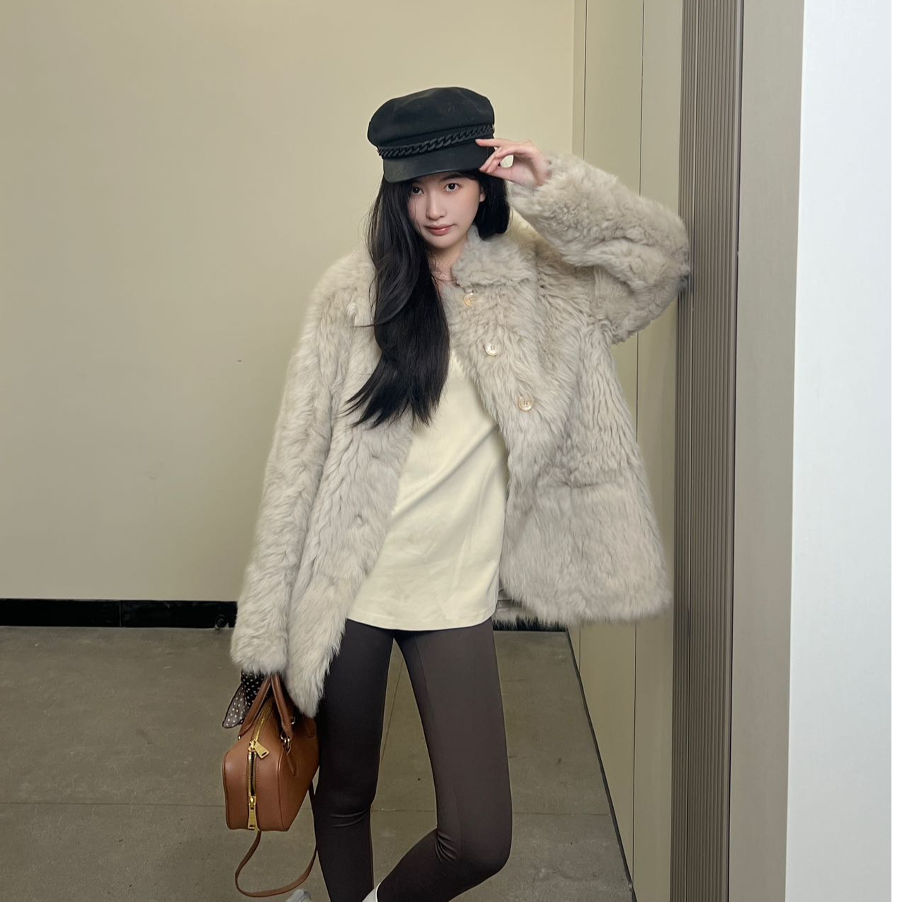 “韩里韩气”托斯卡纳皮毛一体双面穿卷毛款中长外套