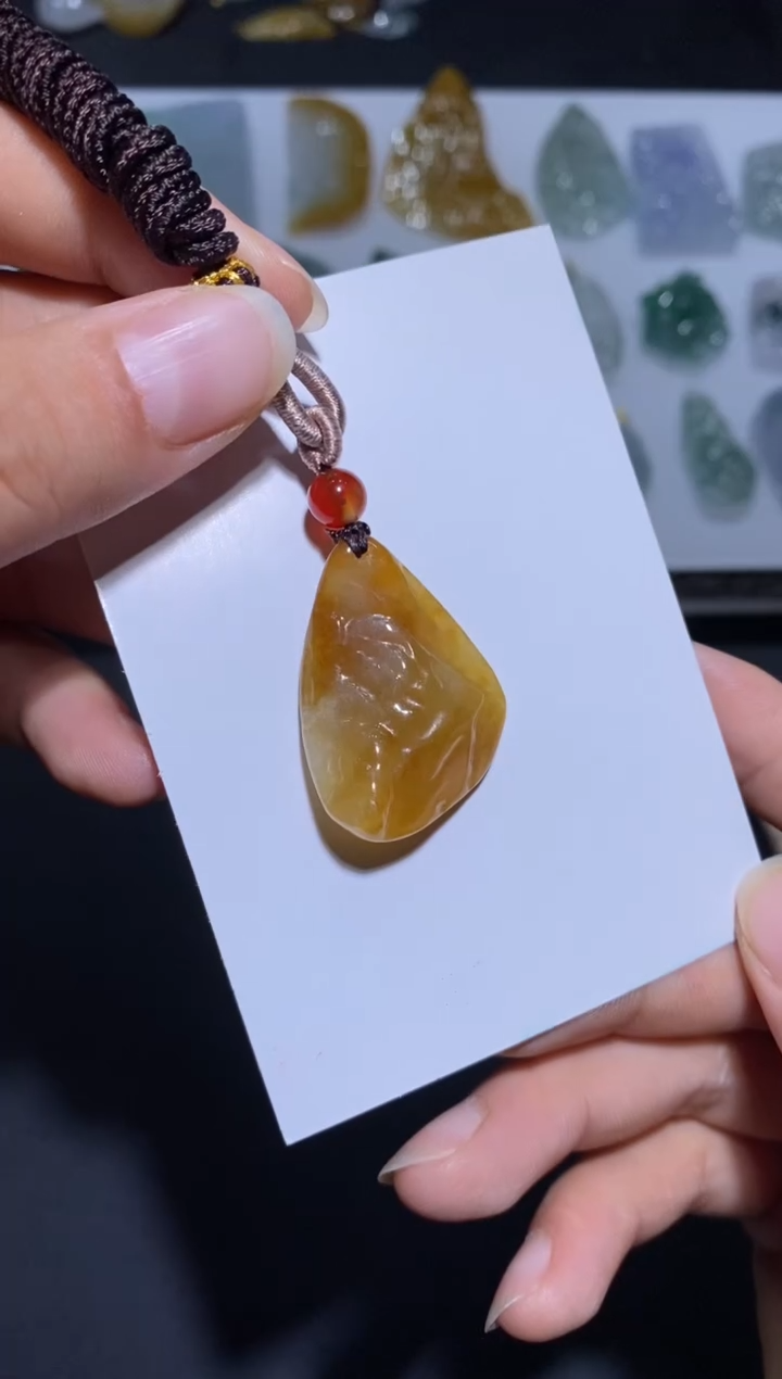 【闪购商品】翡翠颈饰未镶嵌翡翠32-20-9mm