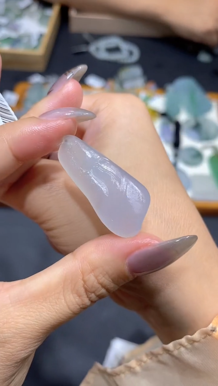 【闪购商品】定制翡翠未镶嵌翡翠