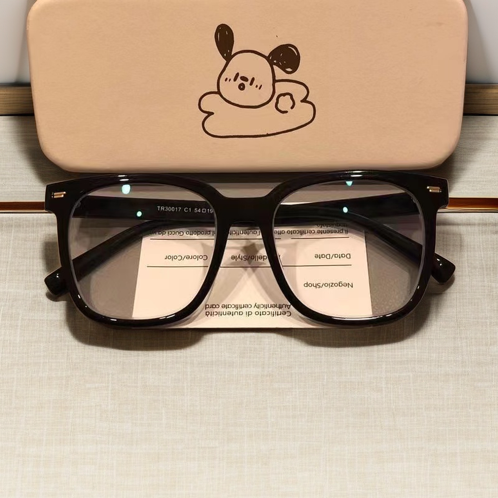 断货高冷黑！温柔小众素颜近视眼镜女学生高颜值防蓝光韩版素颜镜