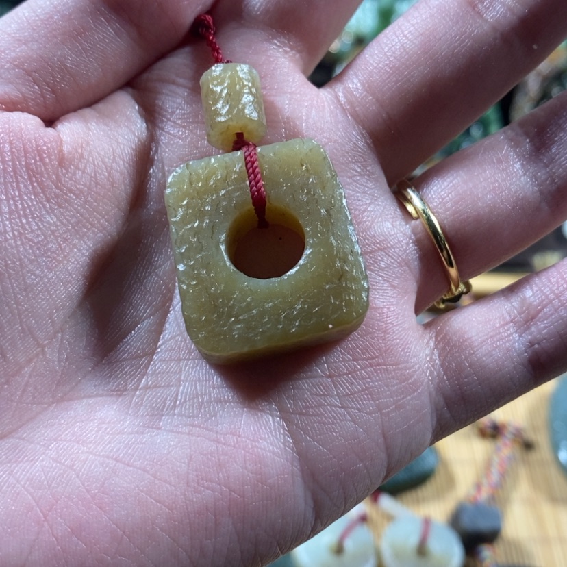 【闪购商品】和田玉颈饰未镶嵌青*