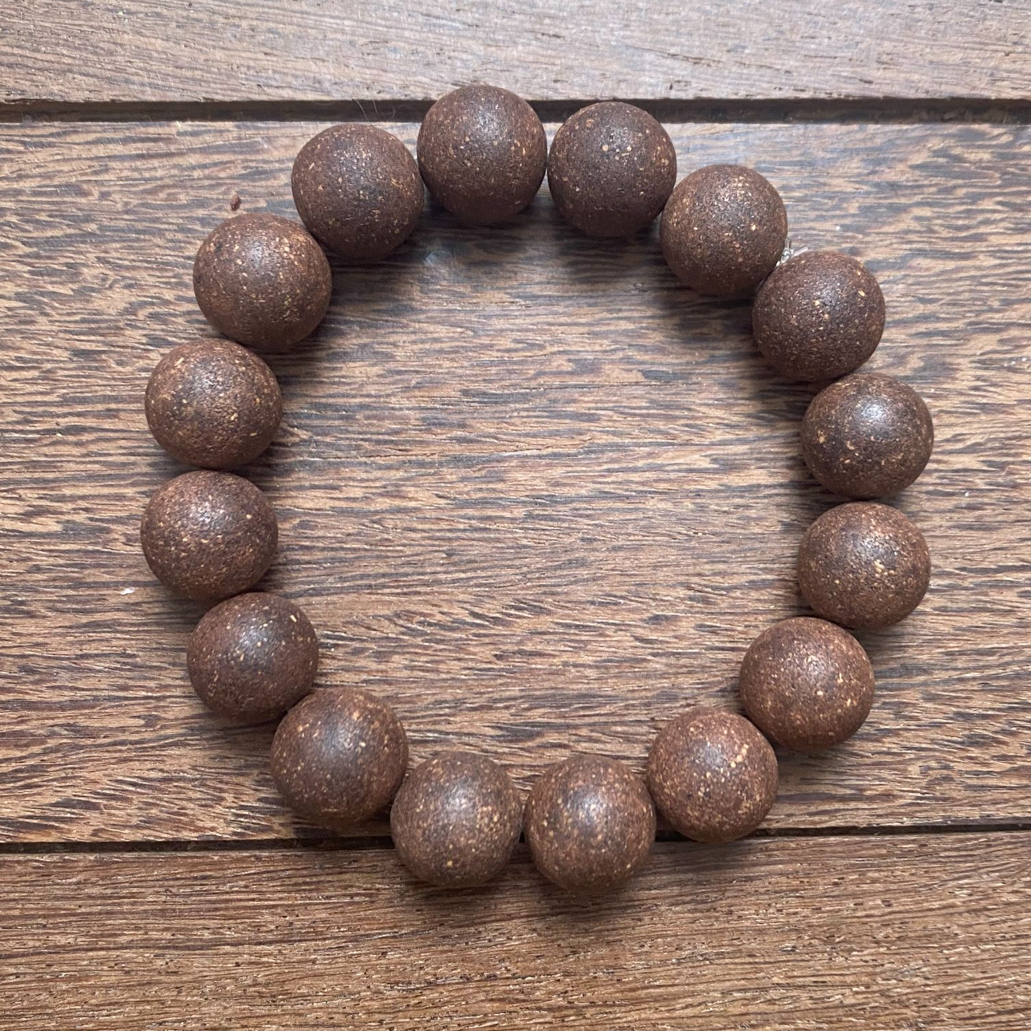 今日上新 鹅梨帐中香香方 手串