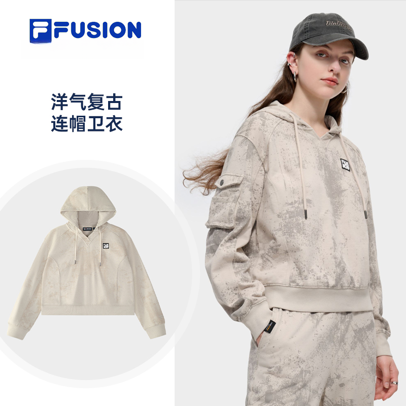 FILA FUSION斐乐 情侣欧若风时尚运动复古连帽卫衣-T11W443204