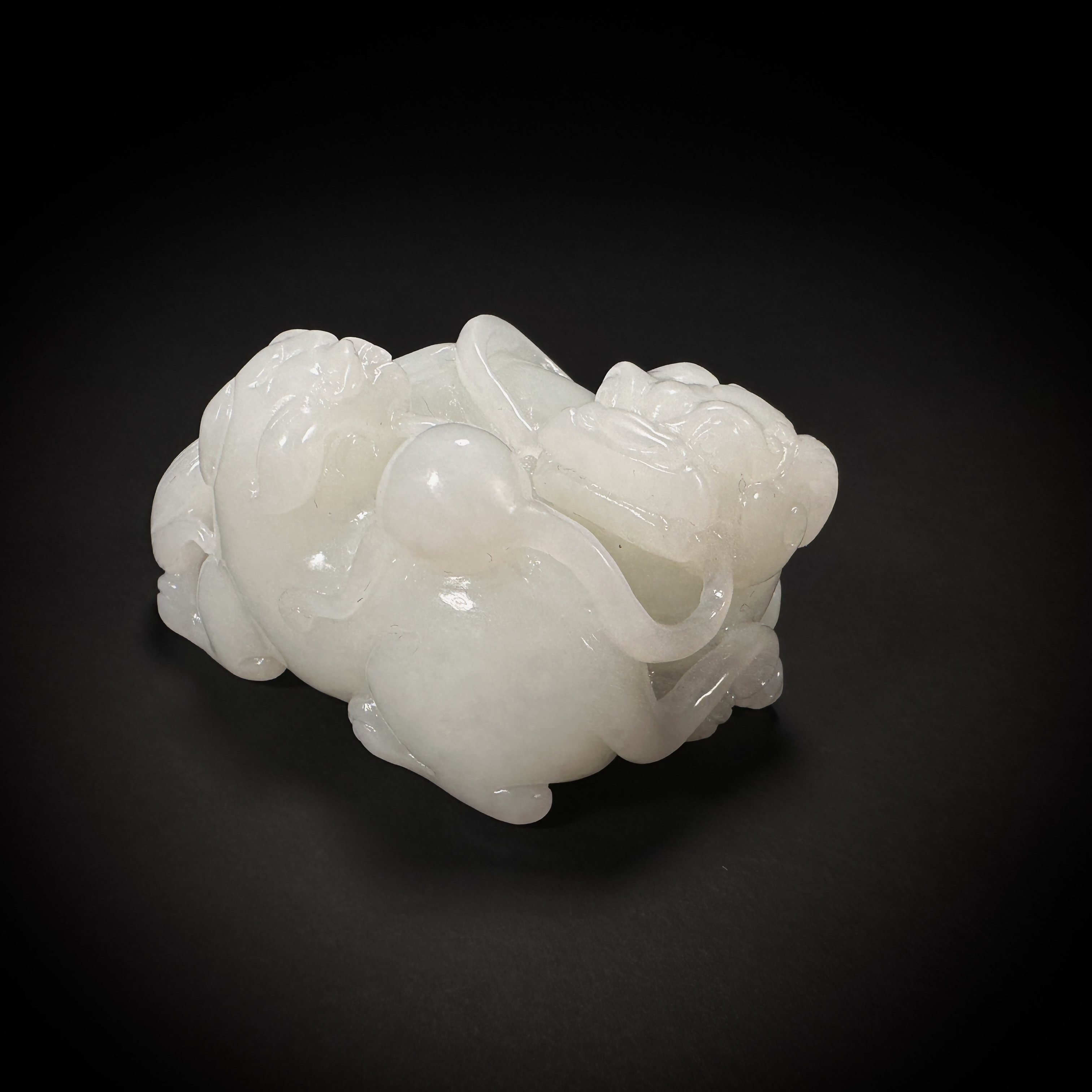 创汇玉太狮少狮手把件688-32