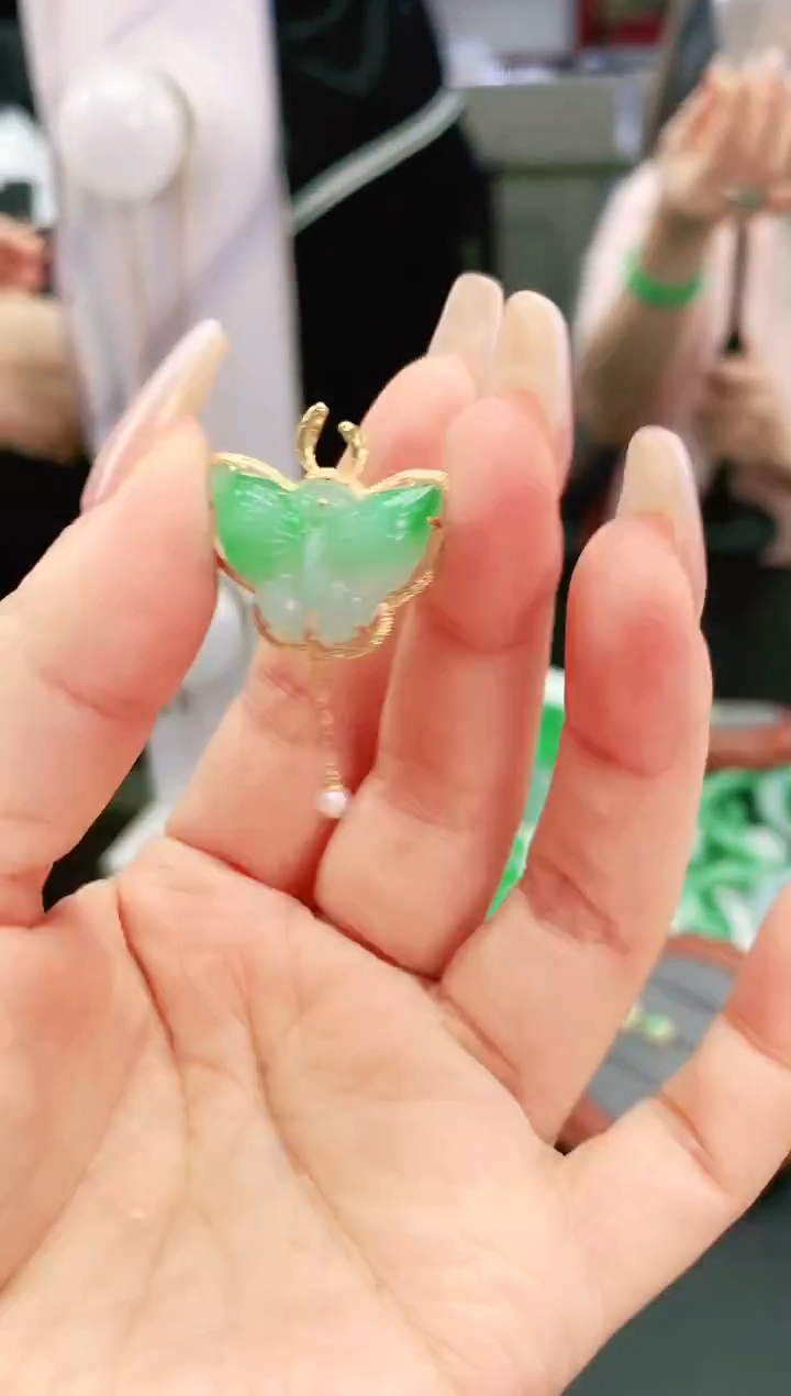 【闪购商品】翡翠颈饰18K金镶嵌1
