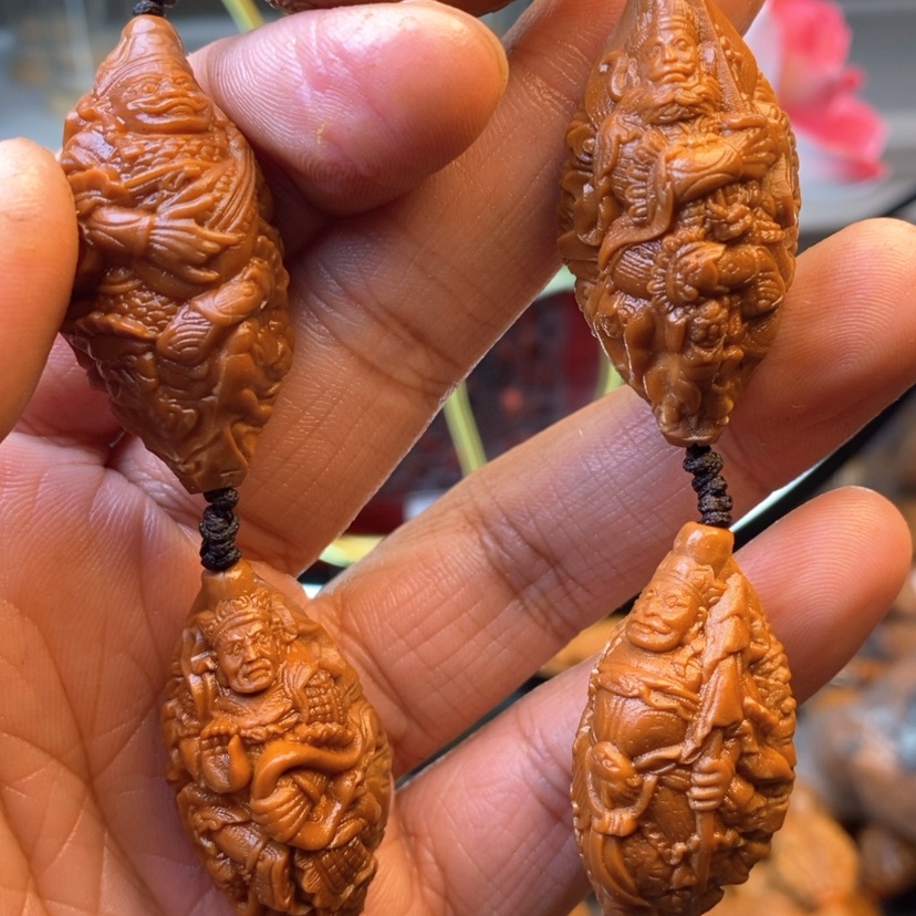 【闪购商品】橄榄核吊坠