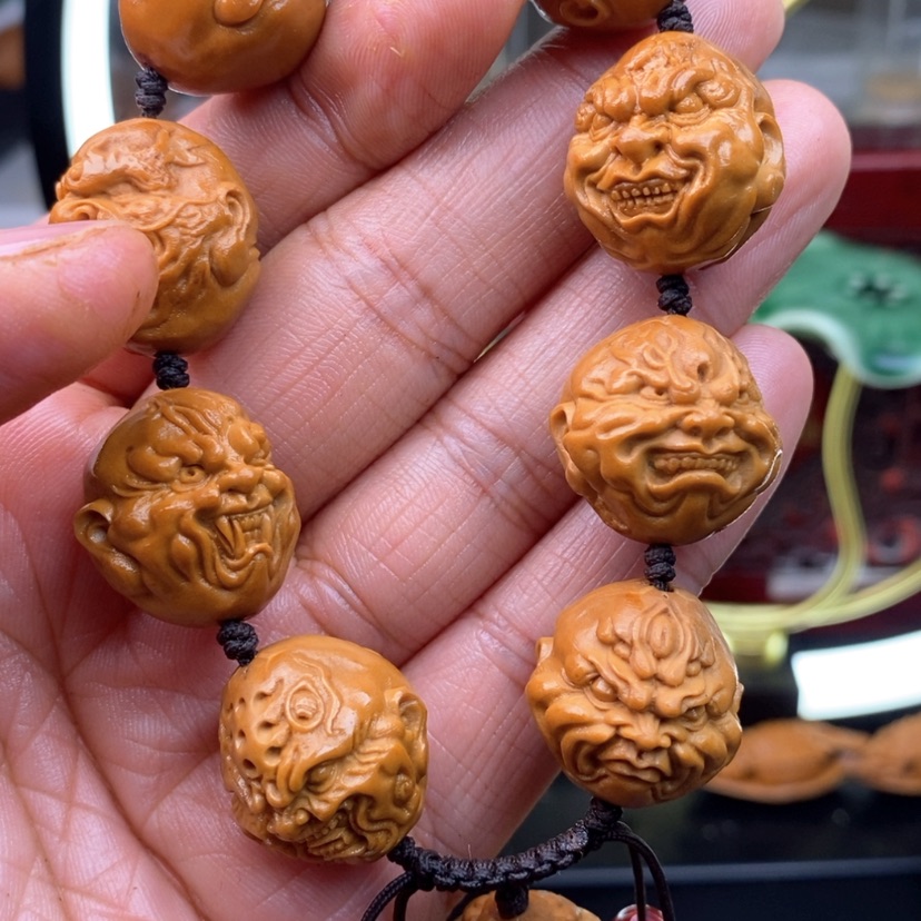 【闪购商品】橄榄核吊坠