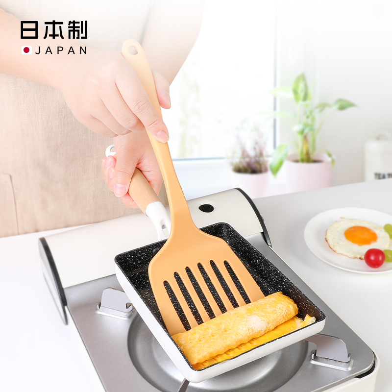 日本进口厨房锅铲煎铲玉子烧平底铲不粘锅专用耐高温厨具炒菜铲子