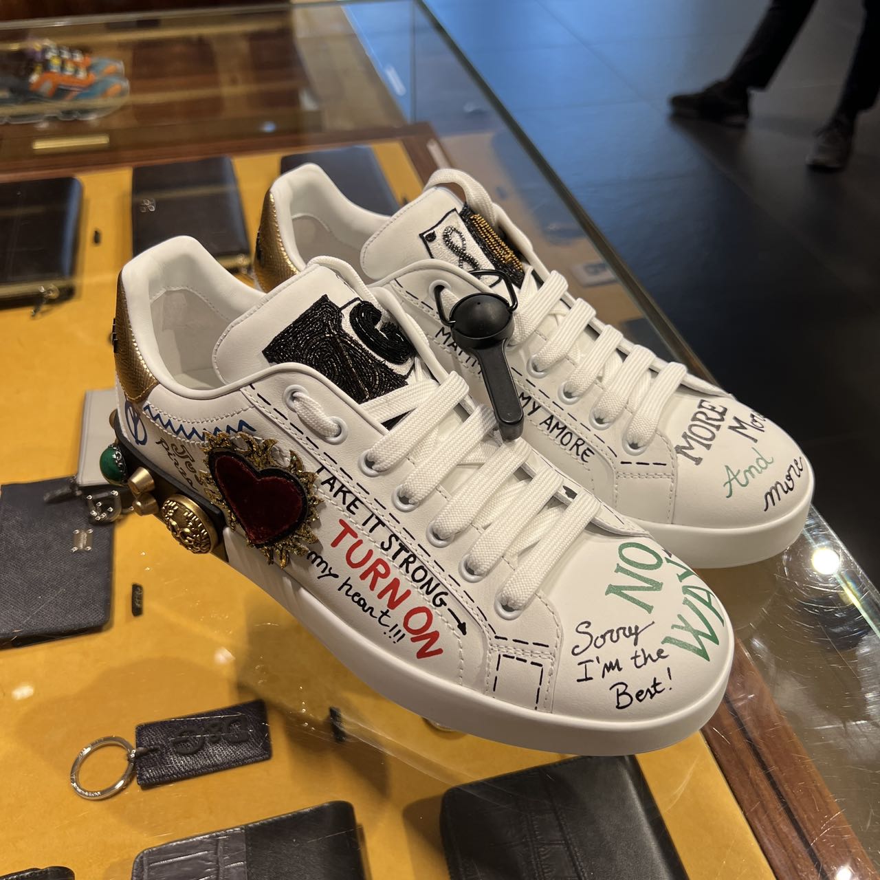 【CC在欧洲】 D....G 2号折扣款 男士时尚百搭潮帮板鞋