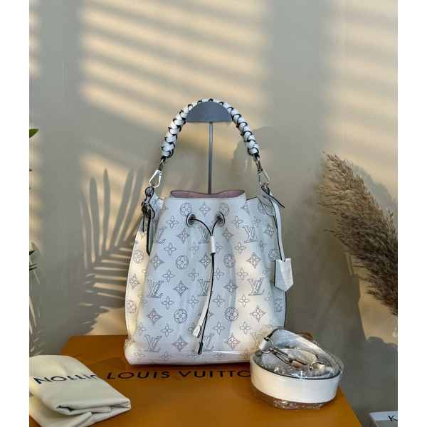 99新 LouisVuitton/路易威登 单肩包/市场价33000/240825MY0030