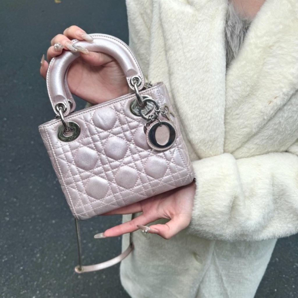 95新 DIOR/迪奥 Dior三格粉色珠光戴妃单肩包