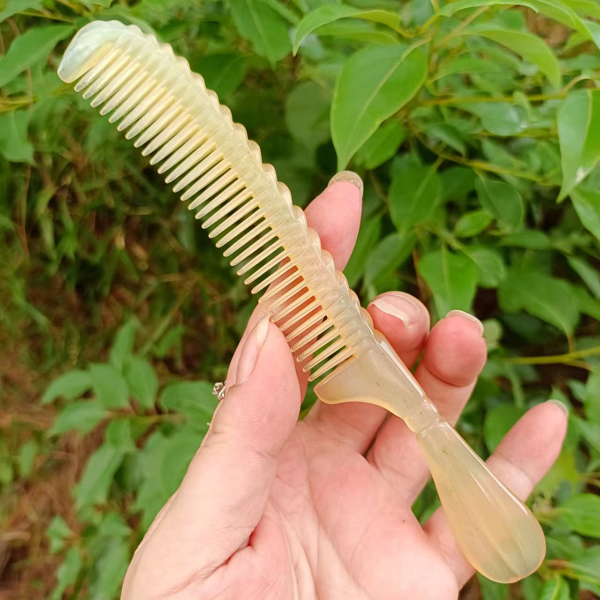 天然羊角打花18厘米手柄混搭款按摩头皮窄条梳精品手工便携