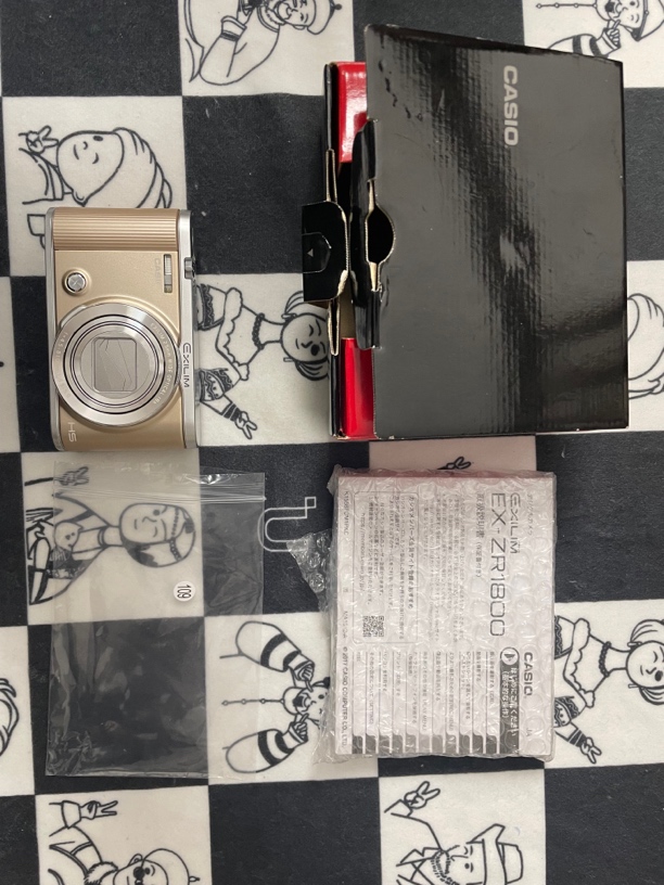二手带箱说Casio ZR1800相机（二手商品售出No退No换介意勿拍）