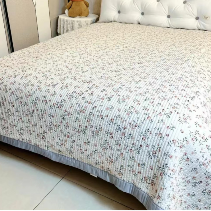 曼塔玫瑰四季通用水洗棉床盖加棉多功能绗缝可机洗200*230cm