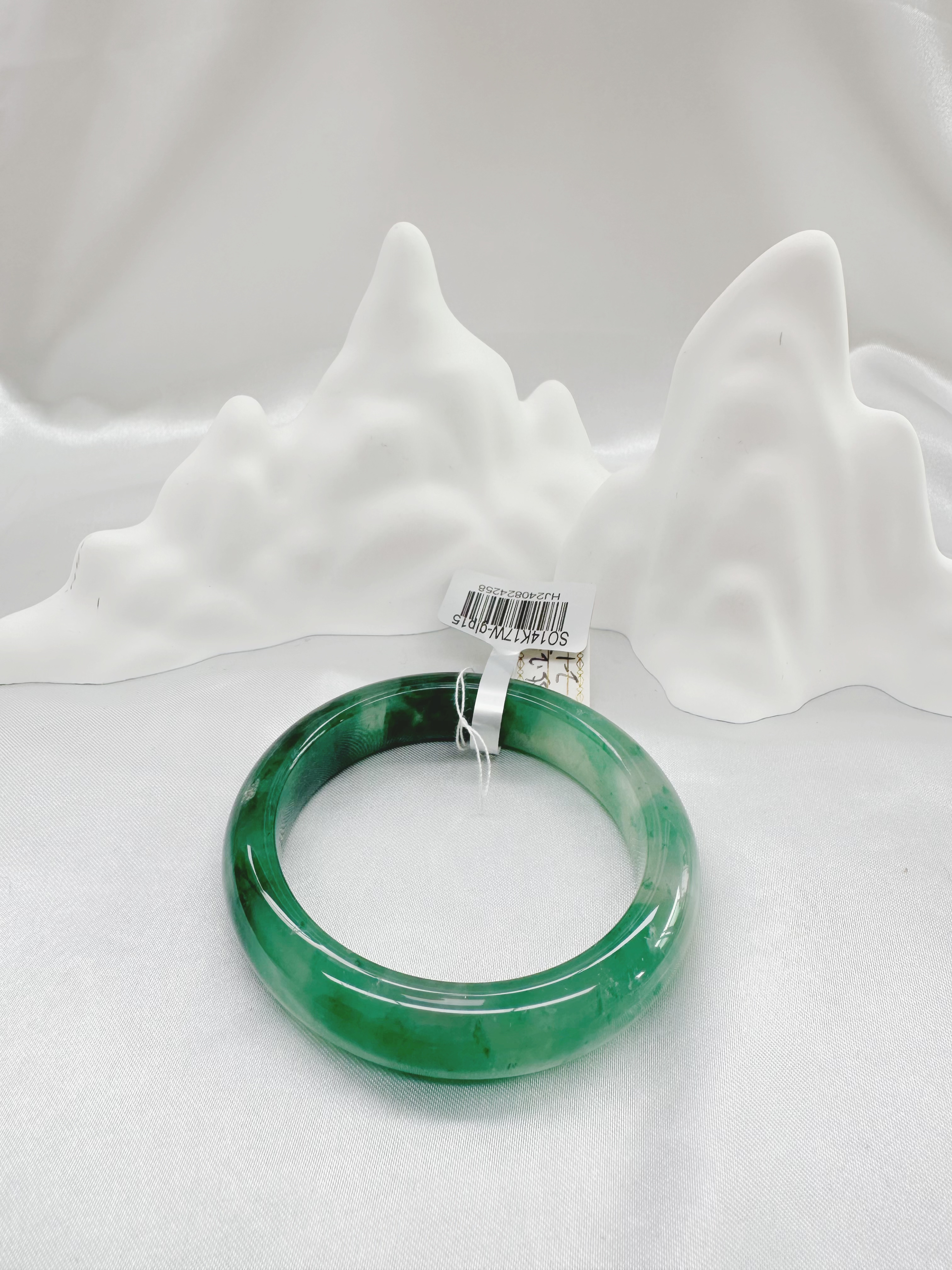 2-17 天然独龙玉 高冰飘手镯 55.2mm