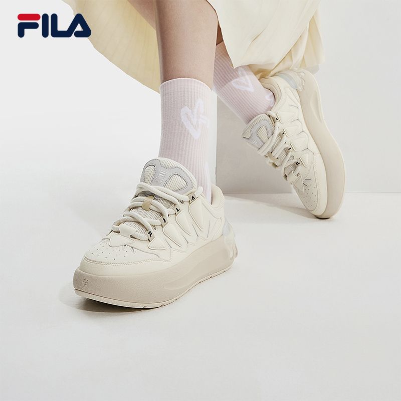 Fila/斐乐【萝卜鞋】低帮运动雅丹风女鞋百搭厚底板鞋潮F52W531299A