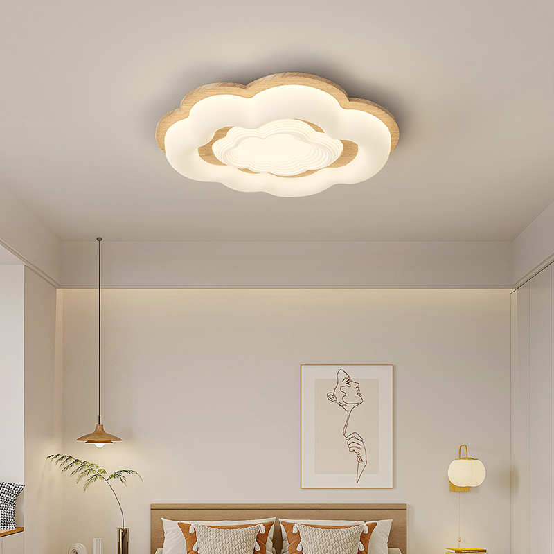 【坤德】云朵原木奶油风卧室吸顶灯LED创意实木北欧简约全光谱灯具