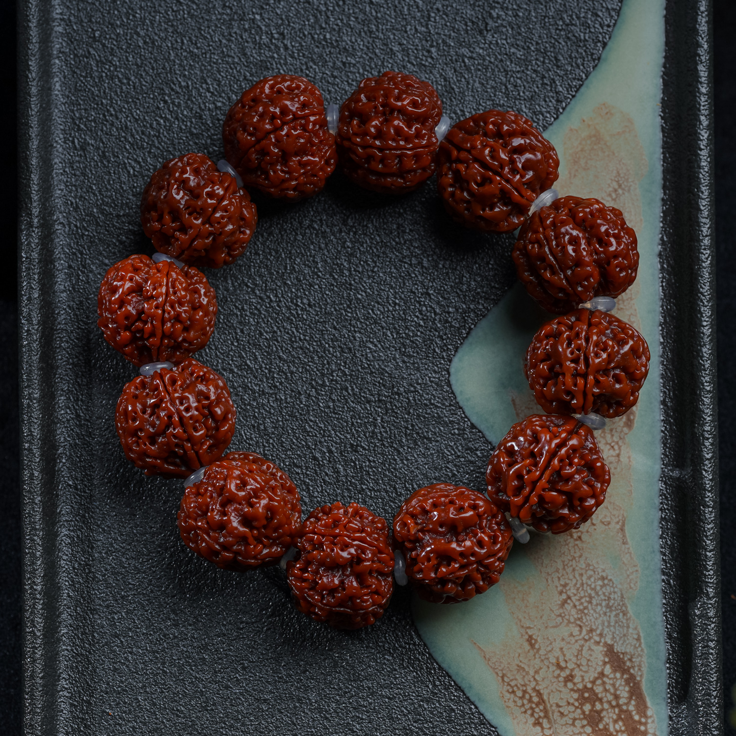  五瓣大金刚菩提玉化爆肉满蜂窝高山安娜籽手串