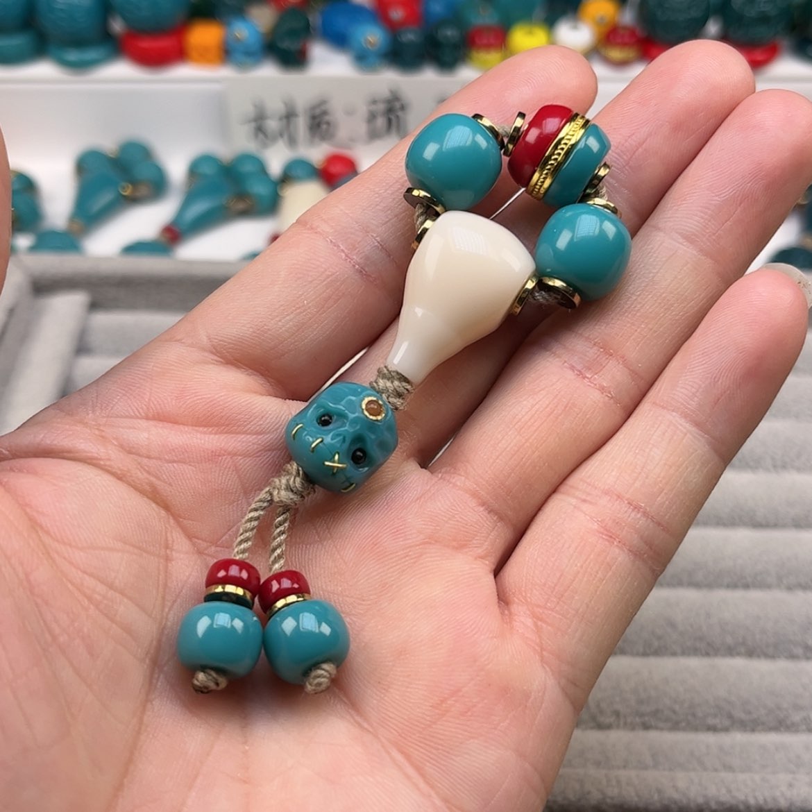 【闪购商品】琉璃颈饰承**照