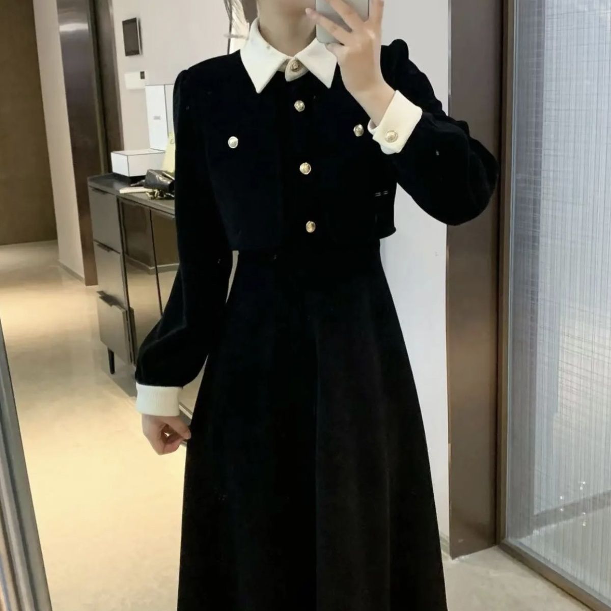小香风复古灯芯绒翻领时尚连衣裙女2023秋冬气质假两件中长款裙子