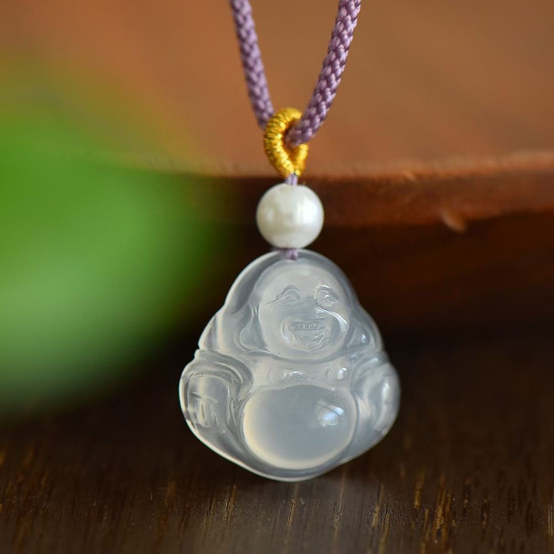 精致高冰玉髓《弥勒佛》挂件