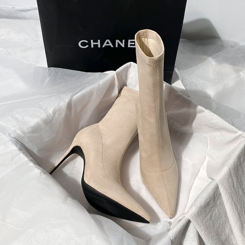 裸色高跟短靴女2025秋冬新款气质尖头细跟法式优雅绒面弹力瘦瘦靴