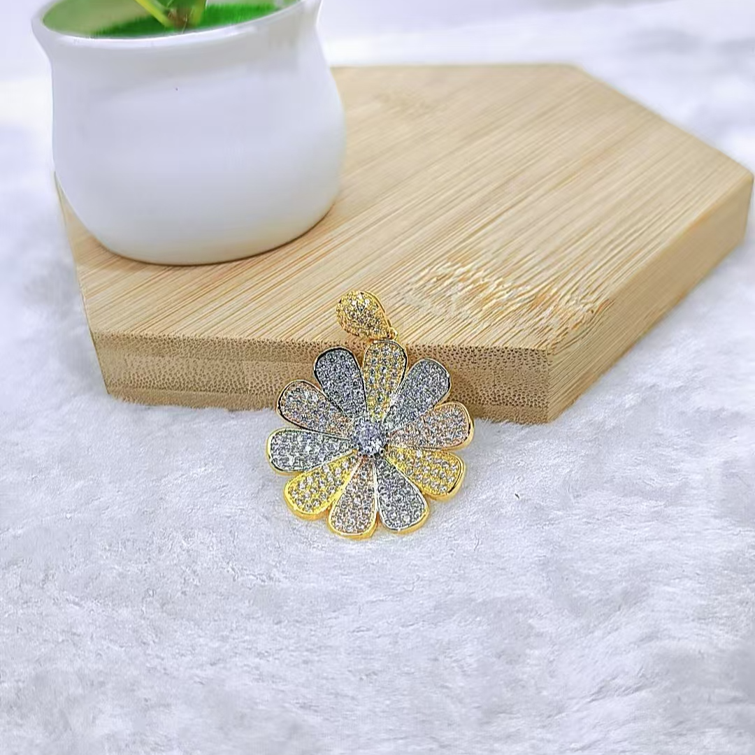  吊坠太阳花气质轻奢吊坠358