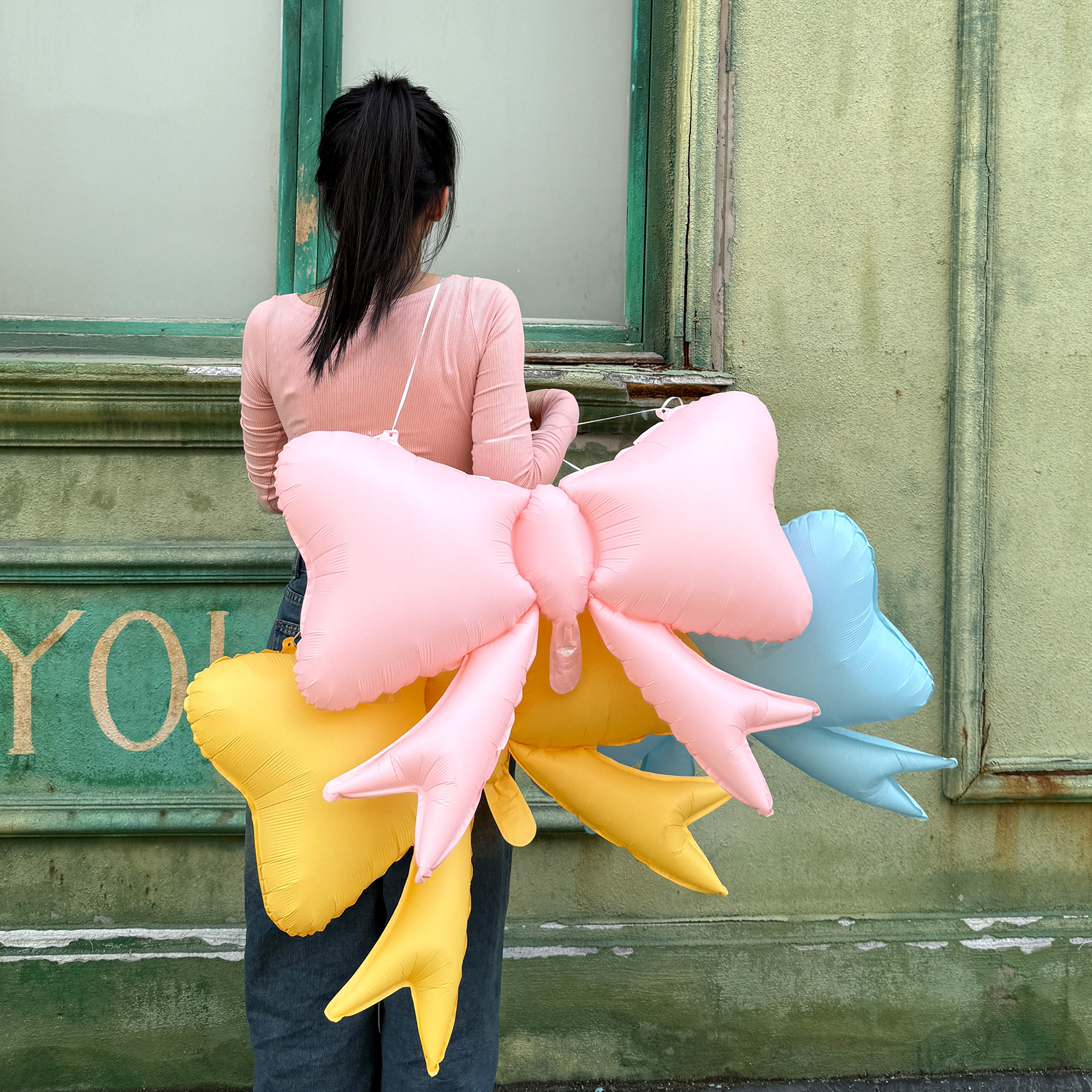 马卡龙蝴蝶结气球男女孩成人生日派对装饰幼儿园活动布置拍照道具