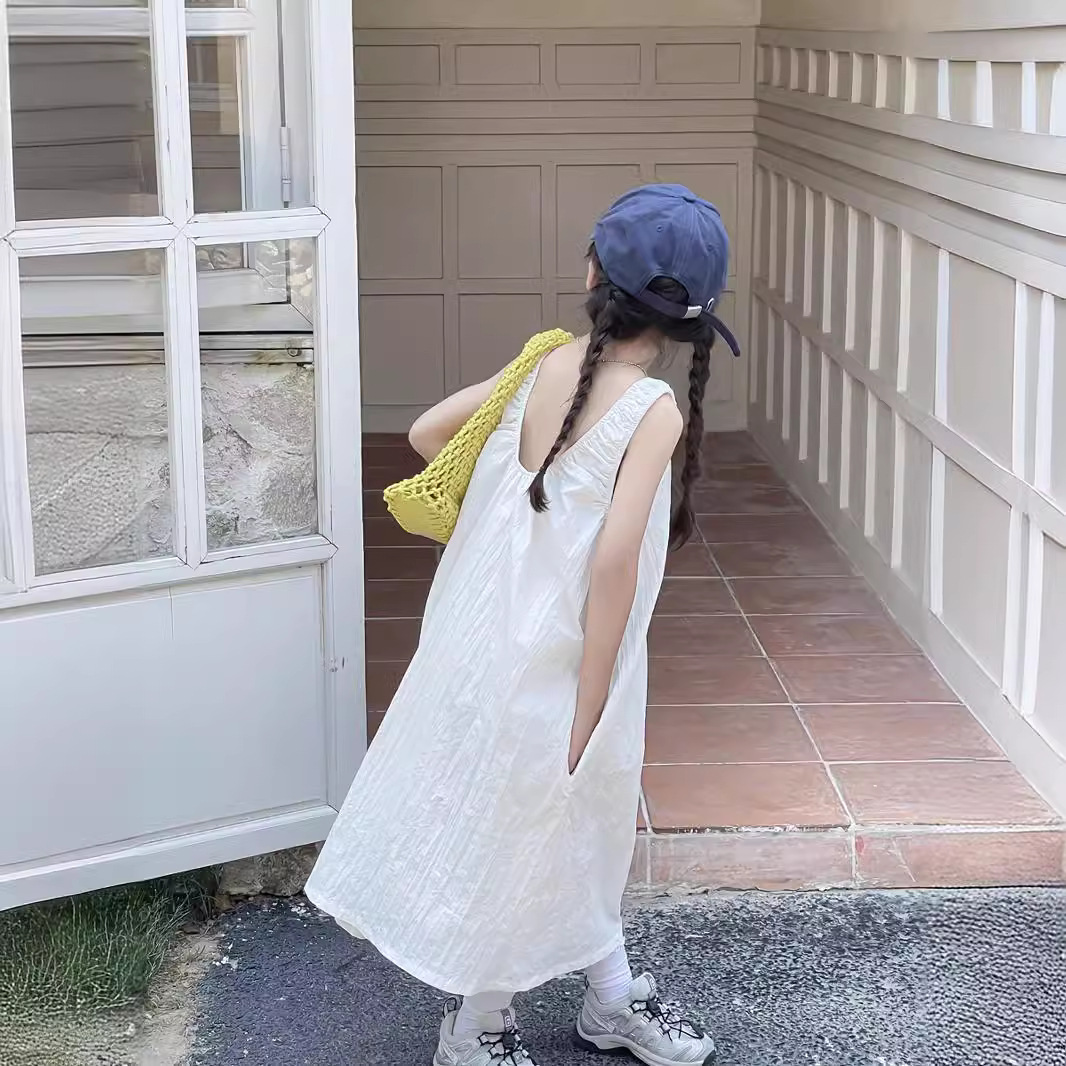 2025夏季新款童装  女童V领设计感宽松无袖连衣裙儿童露背长裙