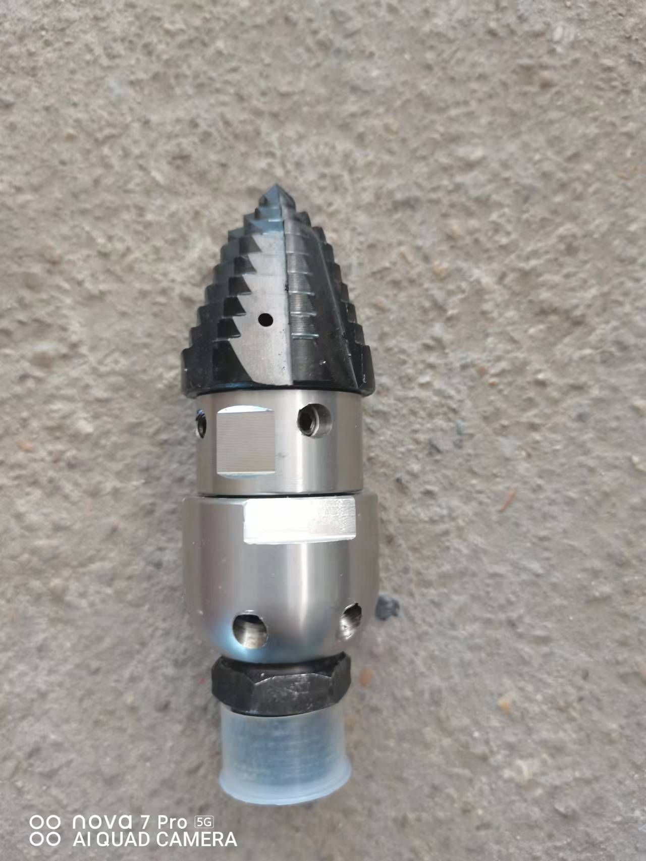 1公斤宝塔喷头，油污管可用