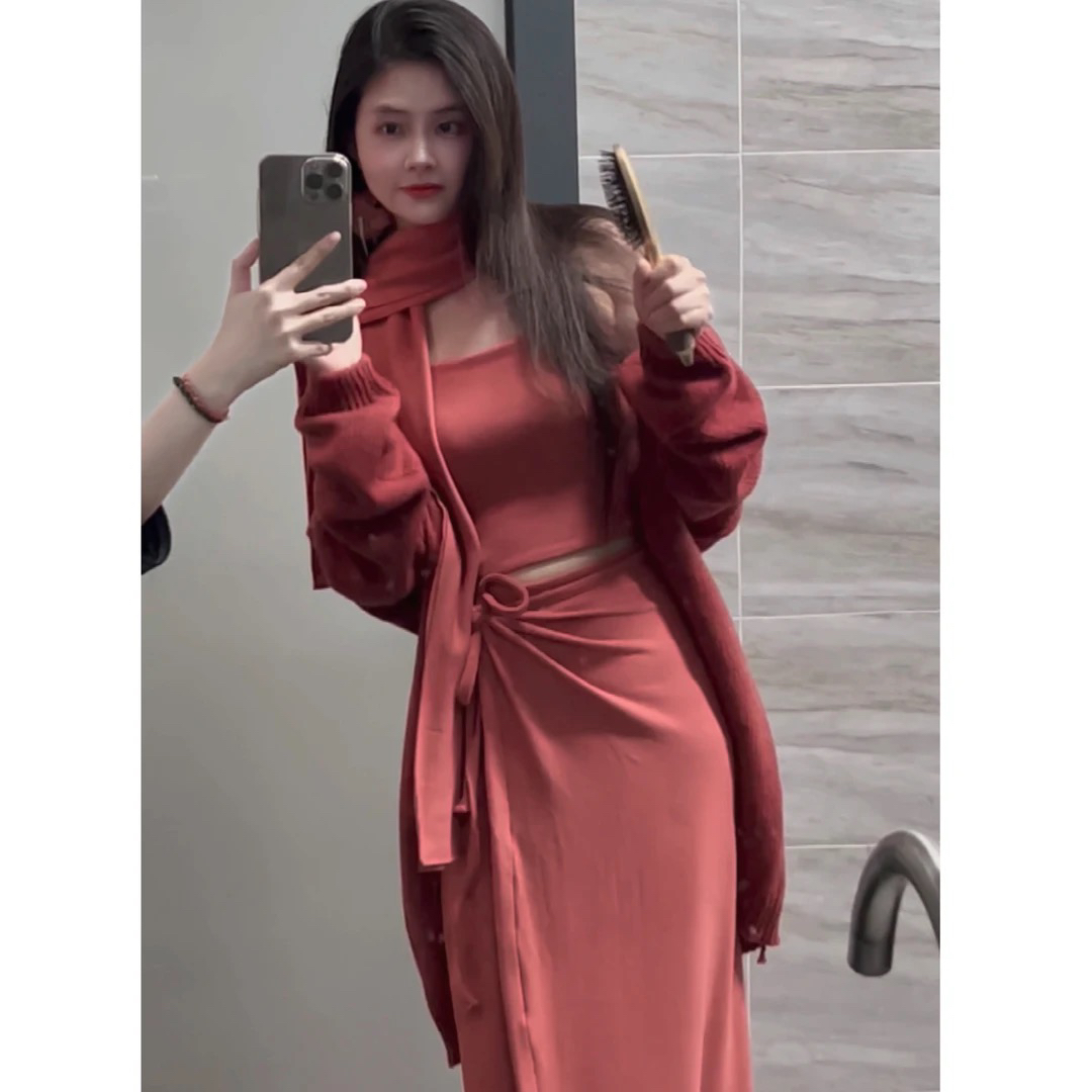 泽蓓花 秋冬复古加厚双面绒松紧挂脖抹胸上衣围巾+一片半身裙套装