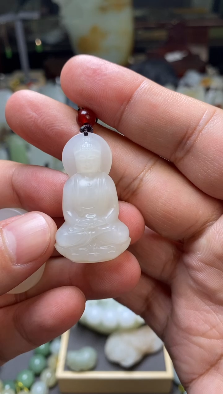 【闪购商品】和田玉颈饰未镶嵌白玉佛