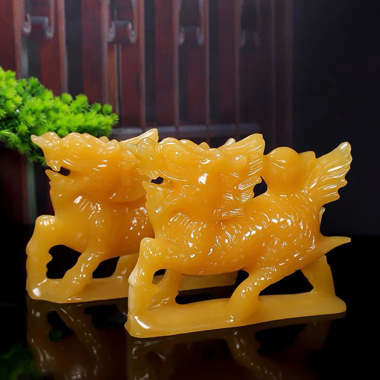 天然米黄玉家居饰品麒麟创意桌面摆件一对