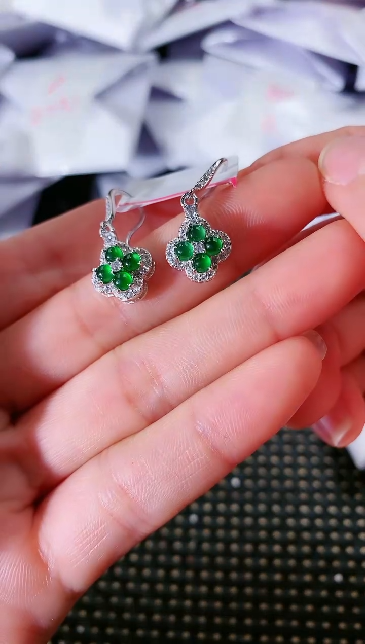 【闪购商品】翡翠耳饰银S925镶嵌169