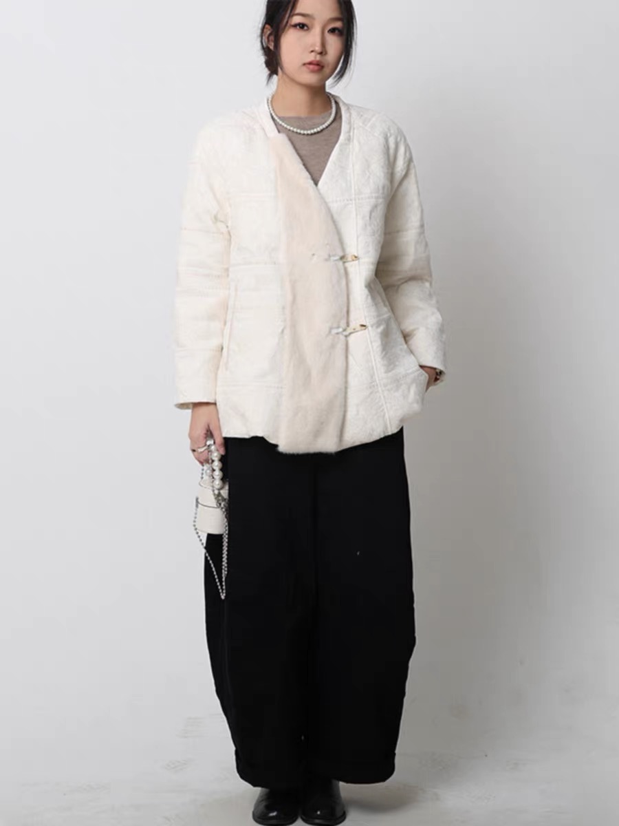 新中式复古白色女棉衣秋冬气质轻熟厚外套小香风网红时尚休闲百搭