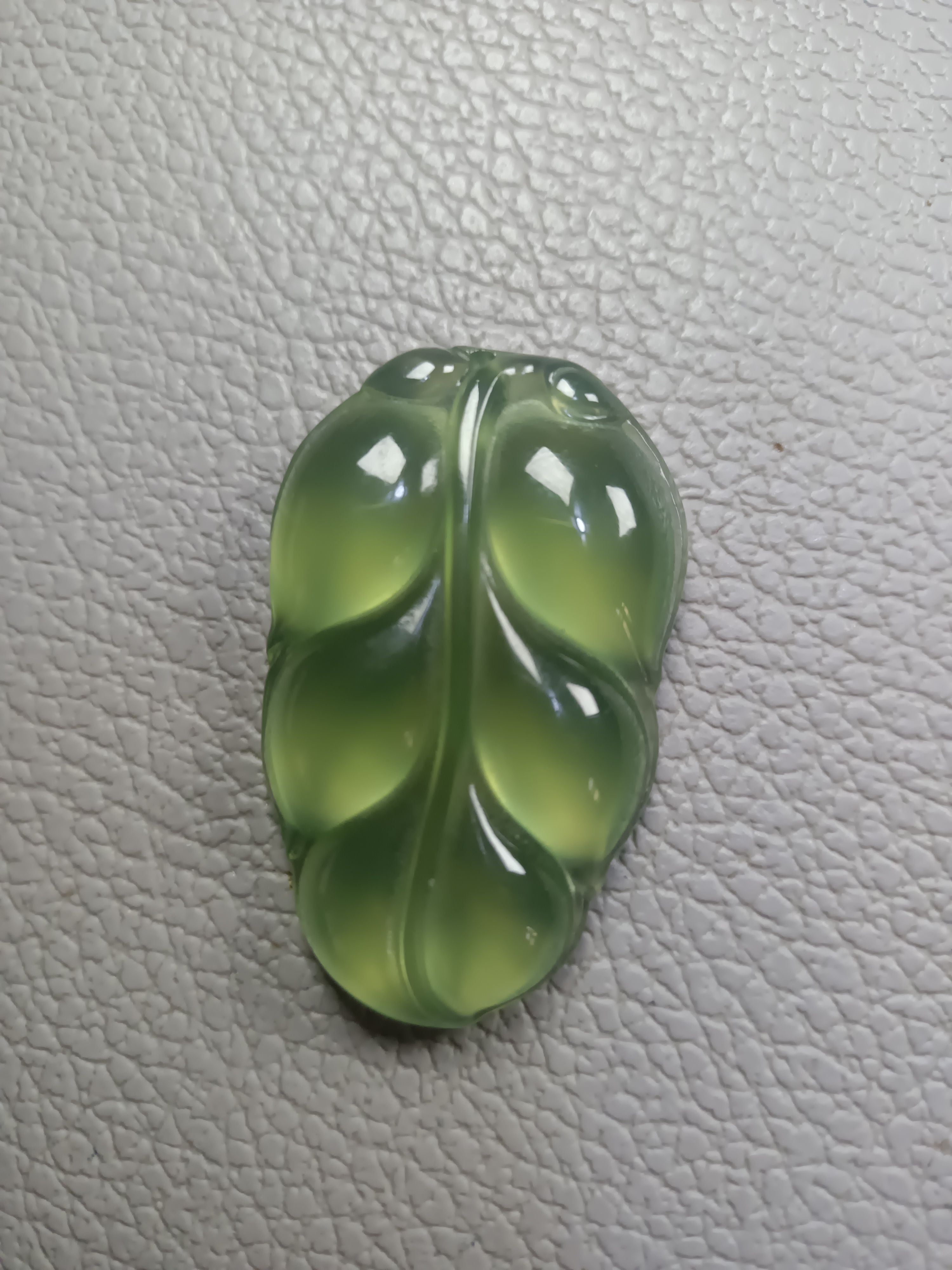 天然岫玉佛公吊坠