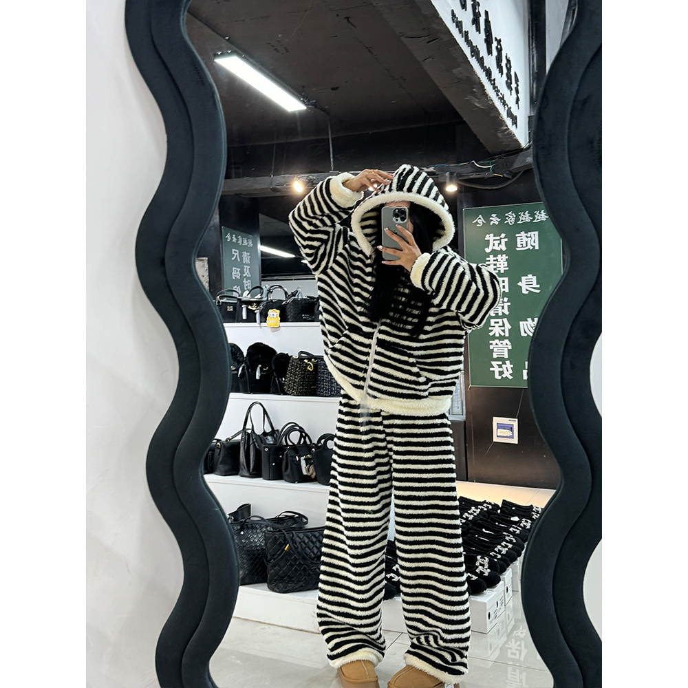 加厚法兰绒家居服套装睡衣套装直筒显瘦条纹秋冬睡衣套装