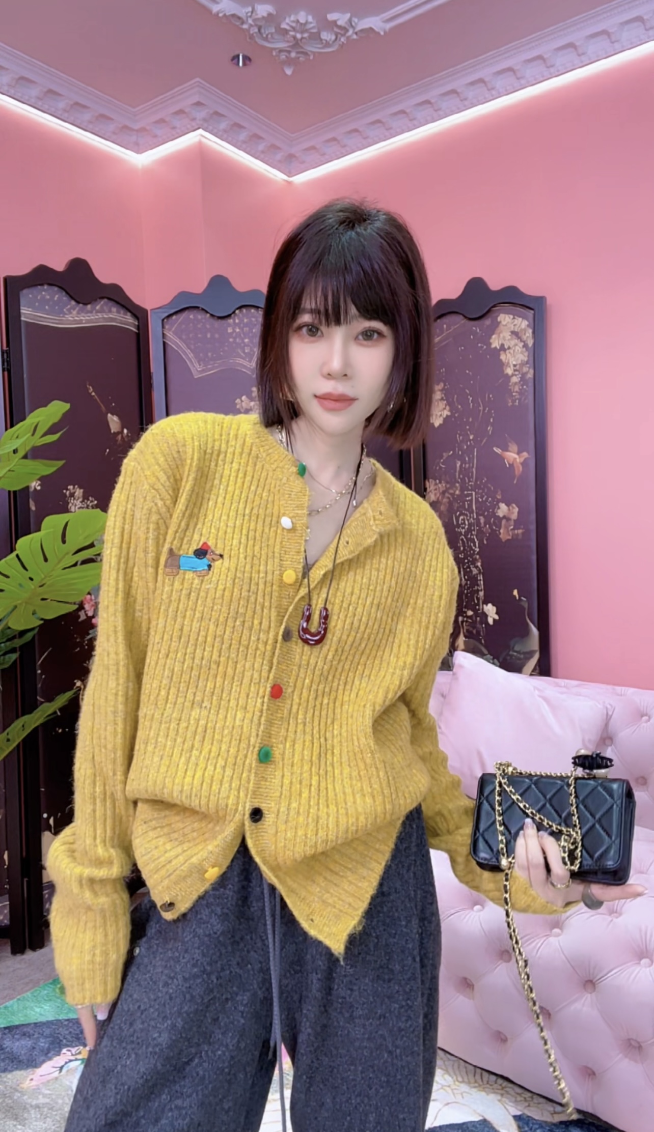 欧货圆领彩虹扣长袖小狗刺绣针织宽松开衫冬新款时尚毛衣女24308