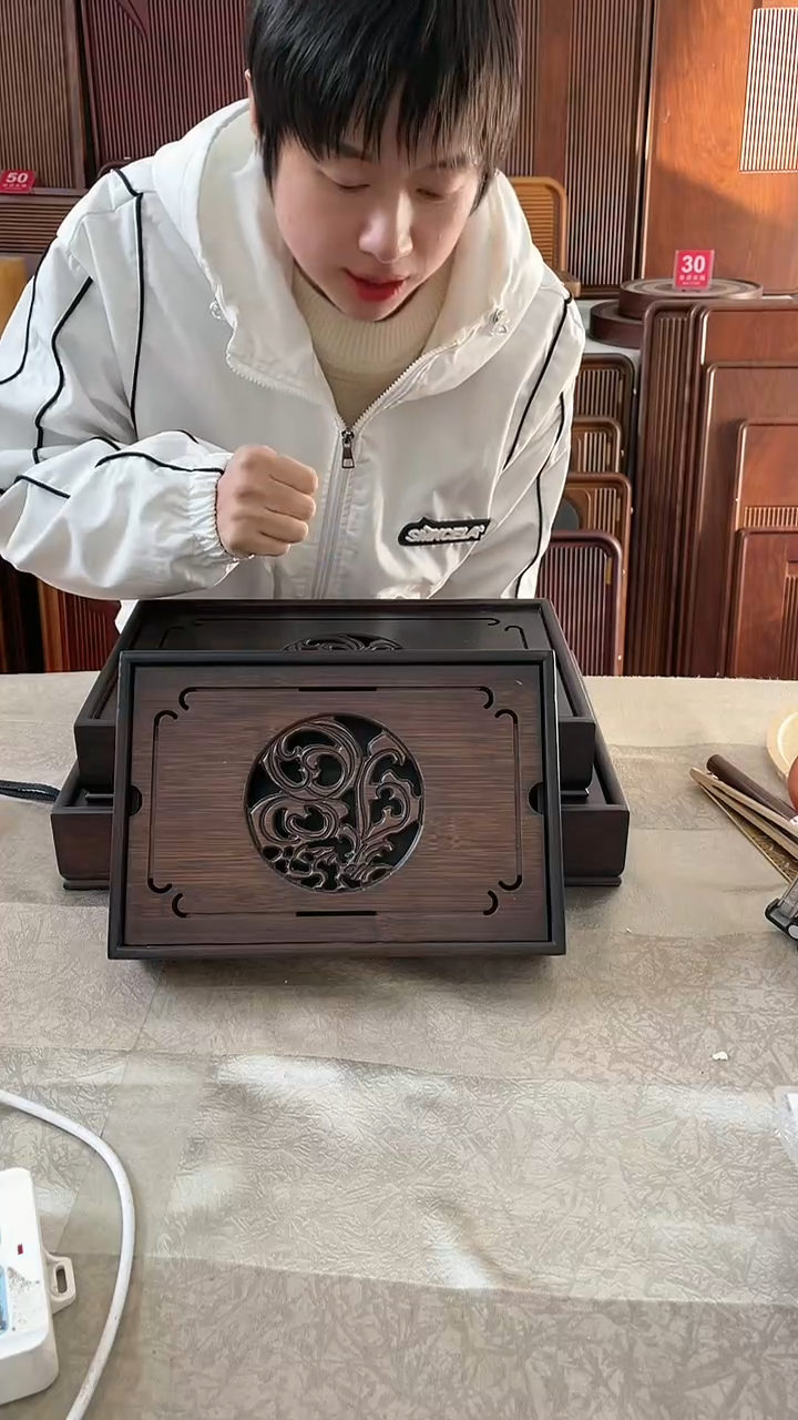 【闪购商品】楠竹25*18*6小龙凤