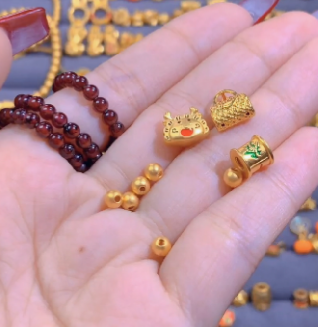 足金卡4古6颗+龙饺+小香包+中发白