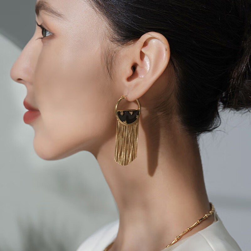 Fellala/翡拉拉「团扇」原创轻奢高级感流苏耳环