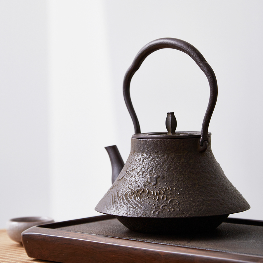 当代 佐藤胜久铁壶之家日本南部富士波千鸟铁壶纯手工铸铁壶84038