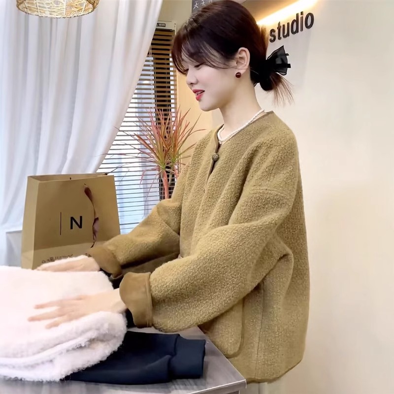 圆领皮毛一体毛呢外套2025秋冬新款宽松休闲显瘦高级感羊圈呢上衣